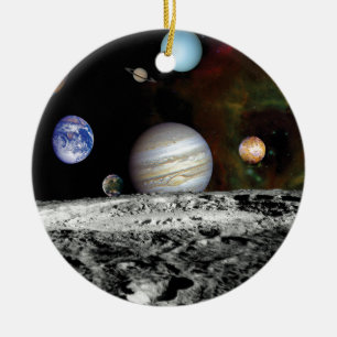 Samenstelling van Voyager-beelden van het zonneste Keramisch Ornament
