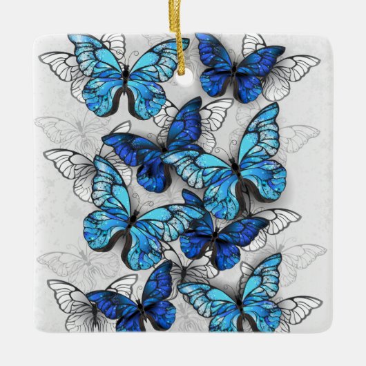 Samenstelling van witte en blauwe vlinders keramisch ornament (Voorkant)