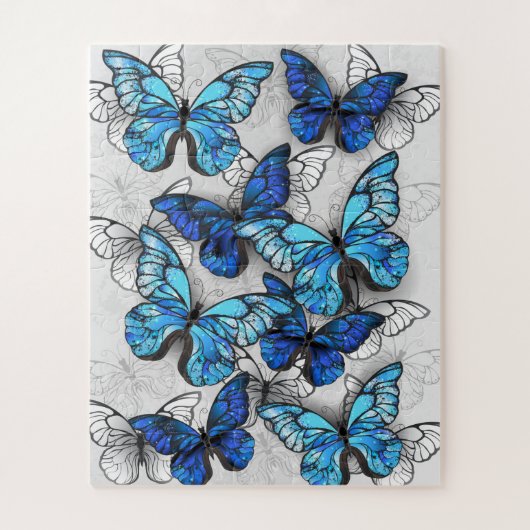 Samenstelling van witte en blauwe vlinders legpuzzel (Verticaal)