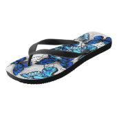 Samenstelling van witte en blauwe vlinders teenslippers (Schuin)