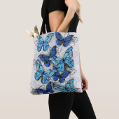 Samenstelling van witte en blauwe vlinders tote bag (Dichtbij)