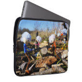 Samenwerking van Fubby poppetjes. Laptop Sleeve (Voorkant Rechts)