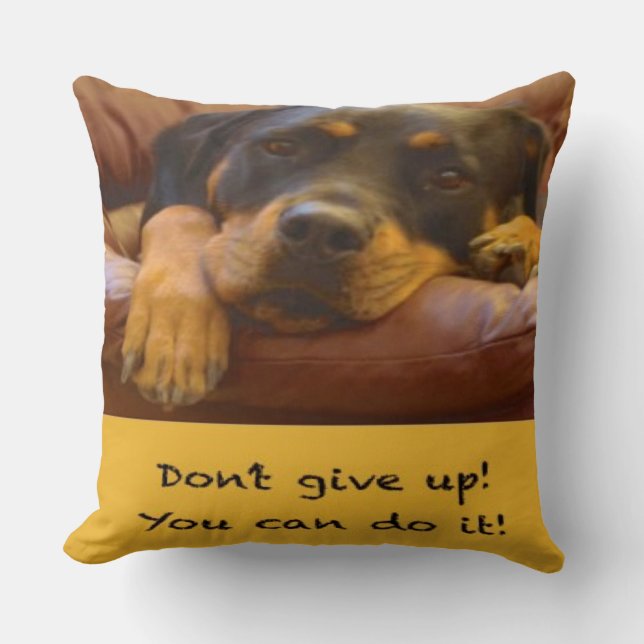 Sammy the Rottweiler Support Pillow Kussen (Voorkant)