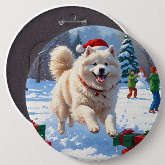 Samojed die in de sneeuw rent met kerstmuts ronde button 6,0 cm (Voorkant /achterkant)