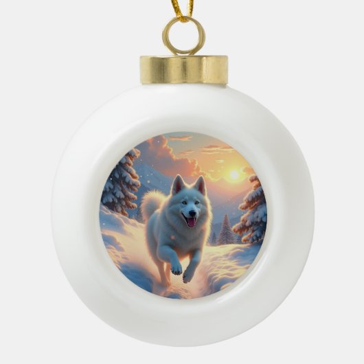 Samoyed Snowy Mountain Adventure Christmas Keramische Bal Ornament (Voorkant)