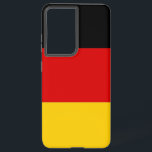 Samsung Galaxy S21 Ultra Hoesje met Duitse vlag<br><div class="desc">Transformeer uw Samsung Galaxy S21 Ultra in een symbool van Duitse trots met onze exclusieve cover met de Duitse vlag! Deze cover, die met veel aandacht voor detail is gemaakt, laat met trots het iconische ontwerp van de Duitse vlag zien. De vlag toont drie horizontale strepen van zwart, rood en...</div>