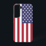 Samsung Galaxy S22 Hoesje Vlag van de Verenigde St<br><div class="desc">Maak van uw Samsung Galaxy S22 een symbool van Amerikaanse trots met onze exclusieve telefoonhoes met de vlag van de Verenigde Staten! Deze telefoonhoes, die is gemaakt met zorgvuldige aandacht voor details, is meer dan alleen een beschermend accessoire; het is een viering van het Amerikaanse erfgoed en culturele eenheid. Het...</div>