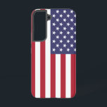 Samsung Galaxy S22 Hoesje Vlag van de Verenigde St<br><div class="desc">Maak van uw Samsung Galaxy S22 een symbool van Amerikaanse trots met onze exclusieve telefoonhoes met de vlag van de Verenigde Staten! Deze telefoonhoes, die is gemaakt met zorgvuldige aandacht voor details, is meer dan alleen een beschermend accessoire; het is een viering van het Amerikaanse erfgoed en culturele eenheid. Het...</div>
