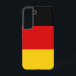 Samsung Galaxy S22 Hoesje Vlag van Duitsland<br><div class="desc">Maak van uw Samsung Galaxy S22 een toonbeeld van Duitse trots met onze exclusieve cover met de vlag van Duitsland! Deze cover, die met veel aandacht voor detail is gemaakt, laat met trots het iconische ontwerp van de Duitse vlag zien. De vlag toont drie horizontale strepen van zwart, rood en...</div>
