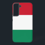 Samsung Galaxy S22 Plus Hoesje Samsung Galaxy Hoesje<br><div class="desc">Voeg een vleugje Hongaars trots toe aan je Samsung Galaxy S21 Plus met onze exclusieve cover met de Hongaarse vlag! Deze cover, die met zorgvuldige aandacht voor detail is gemaakt, viert het Hongaarse erfgoed en de culturele rijkdom. Het ontwerp toont trots het iconische driekleurenpatroon van rode, witte en groene horizontale...</div>