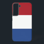 Samsung Galaxy S22 Plus Hoesje Vlag van Nederland Samsung Galaxy Hoesje<br><div class="desc">Introductie van onze Samsung Galaxy S22 Plus cover met de Nederlandse vlag, ontworpen om bescherming te combineren met een viering van het Nederlandse erfgoed. Deze cover, die met veel aandacht voor details is vervaardigd, toont trots de iconische driekleur van rood, wit en blauw, die de geschiedenis, cultuur en nationale identiteit...</div>
