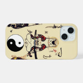 SAMURAI-KATTEN IN SKULL, SKELETON, BUTTERFLY-TATTO iPhone 15 CASE (Achterkant horizontaal)