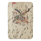 SAMURAI MASATSURA VECHT IN EEN REGEN VAN PIJLEN BADMAT (Voorkant Verticaal)