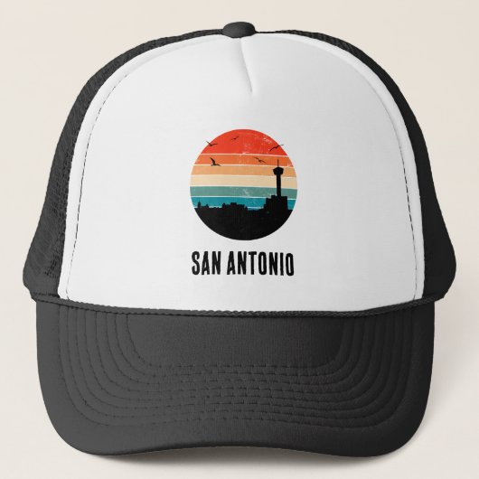 San Antonio  Sunset Cityscape Trucker Hat Trucker Pet (Voorkant)