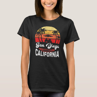 San Diego California Beach Retro Beach Sun T-shirt
