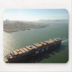 San Francisco Container Ship Muismat