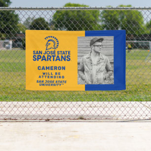 San Jose State Afgestudeerde Zal Aanwzizg Zijn Spandoek