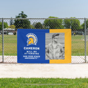 San Jose State Afgestudeerde Zal Aanwzizg Zijn Spandoek