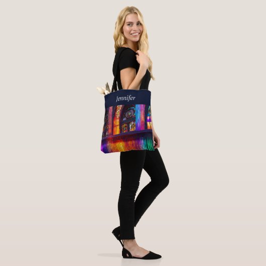 Sanctuarium | Kunst van de regenboogkerk Tote Bag (Op model)