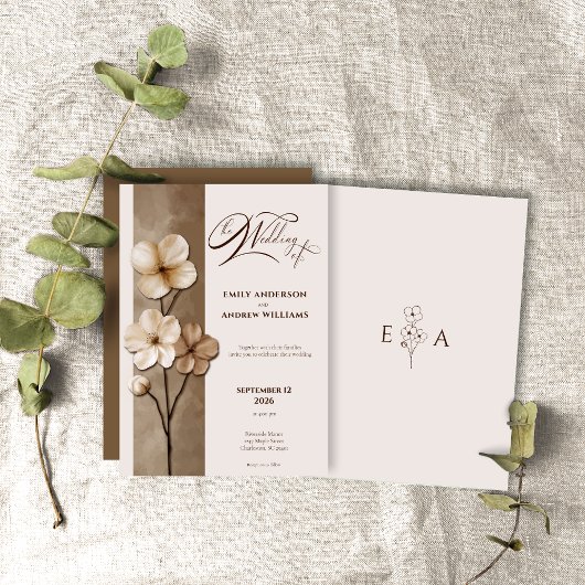 Sand Beige Hand Drawn Floral Botanical Wedding Kaart