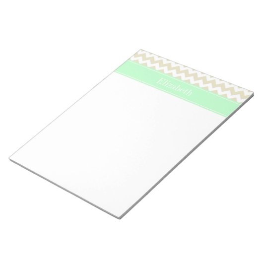 Sand Beige White Chevron Mint Name Monogram Notitieblok (Schuin)