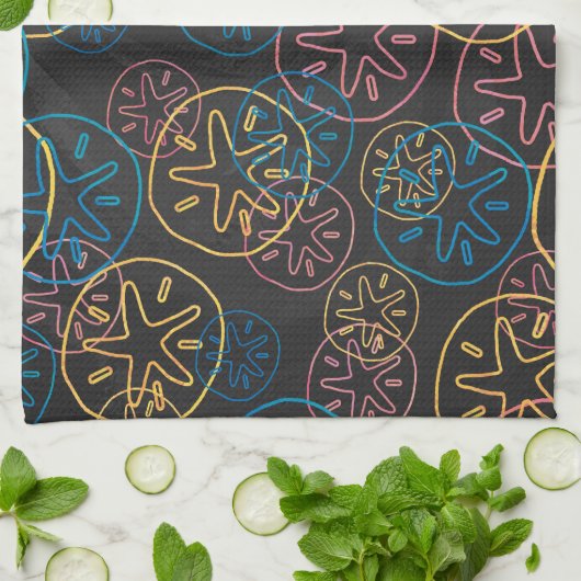 Sand Dollar Lines Red Yellow Blue Theedoek (Gevouwen)