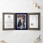 Sand Dollars & Burlap Navy Beach Wedding Suite Drieluik Uitnodiging (Binnen)