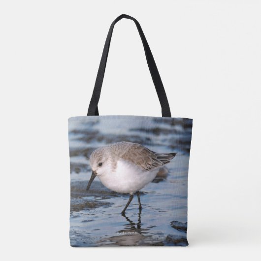 Sanderling Strolls a Winter Beach Tote Bag (Achterkant)