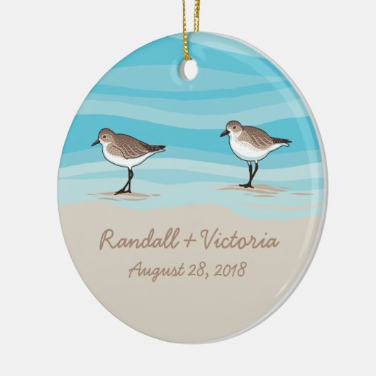 Sandpipers op Beach Weddenschap Namen Zand Keramisch Ornament (Links)