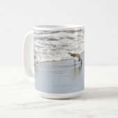 Sandpipers op de Beach Photo Coffee-Mok Koffiemok (Voorkant links)