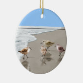 Sandpipers op de Shoreline Keramisch Ornament (Rechts)