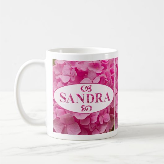 "Sandra" in Elegant Roze Hydrangea Bloemletters Koffiemok (Links)