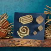 Sandstone dice and terracotta maze game, Harappa Fotoplaat (Zijkant)