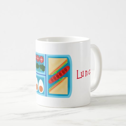 Sandwich, worst, ei, tomaat, brocolli in een lunch koffiemok (Voorkant rechts)