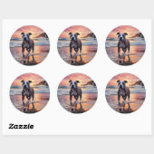 Sandy American Staffordshire Hond op Strand Zonson Ronde Sticker (Vel)