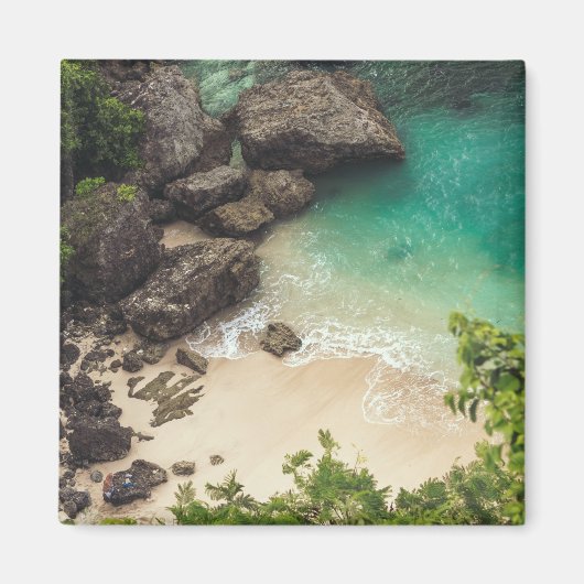 Sandy Beach Cove met groene bomen, Rocks & Ocean Magneet (Voorkant)