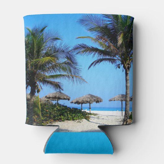 Sandy Beach with Palm Trees and An Ocean Uitzicht Blikjeskoeler (Achterkant)