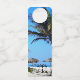 Sandy Beach with Palm Trees and An Ocean Uitzicht Flessenhanger