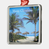 Sandy Beach with Palm Trees and An Ocean Uitzicht  Metalen Ornament (Links)
