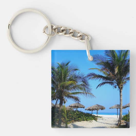 Sandy Beach with Palm Trees and An Ocean Uitzicht Sleutelhanger (voorkant)