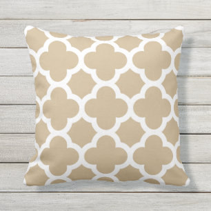 Sandy Brown Quatrefoil Pattern Kussens