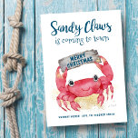 Sandy Claws Crab Warm Wishes Beach Kerstmis Feestdagenkaart<br><div class="desc">De Nautical "Sandy Claws komt naar de stad" platte kerstkaart is voorzien van een waterverf schattige rode krab met zandige klauwen met een driftwood voor "prettige kerst". Ideaal voor tropische,  kust- en strandkerstthema's. Oorspronkelijk kunstwerk KL Stock.</div>