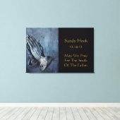 SANDY HOOK KAN WE PRAY ZIJN VOOR DE ZULLEN VAN DE CANVAS AFDRUK (Insitu (Houten vloer))