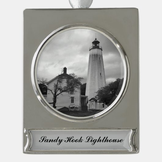 Sandy Hook Lighthouse Verzilverd Banner Ornament (Voorkant)
