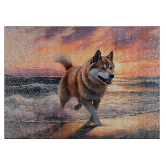 Sandy Paws Akita Hond op Strand Zonsondergang Snijplank (Voorkant)