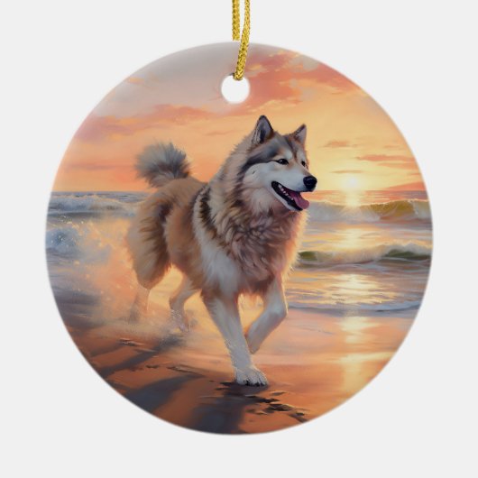 Sandy Paws Alaskan Malamute Hond op Strand Zonsond Keramisch Ornament (Voorkant)