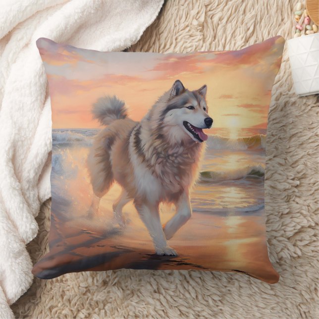 Sandy Paws Alaskan Malamute Hond op Strand Zonsond Kussen (Deken)
