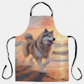Sandy Paws Alaskan Malamute Hond op Strand Zonsond Schort (Voorkant)