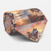 Sandy Paws Alaskan Malamute Hond op Strand Zonsond Stropdas (Opgerold)