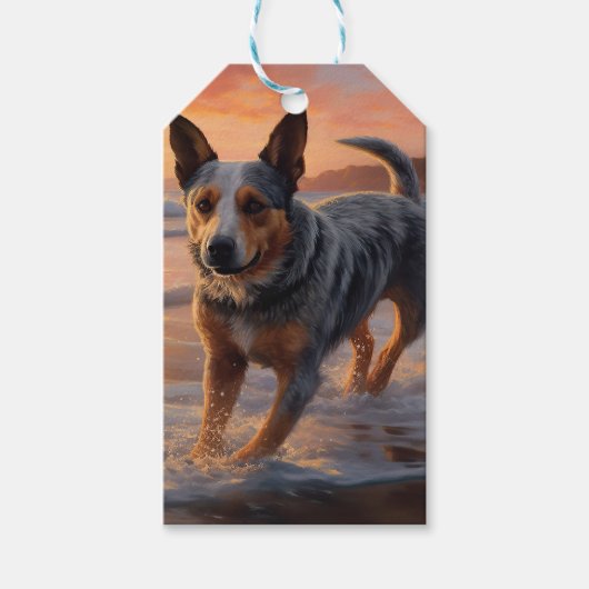 Sandy Paws Australische vee hond op strand zonsond Cadeaulabel (Voorkant)